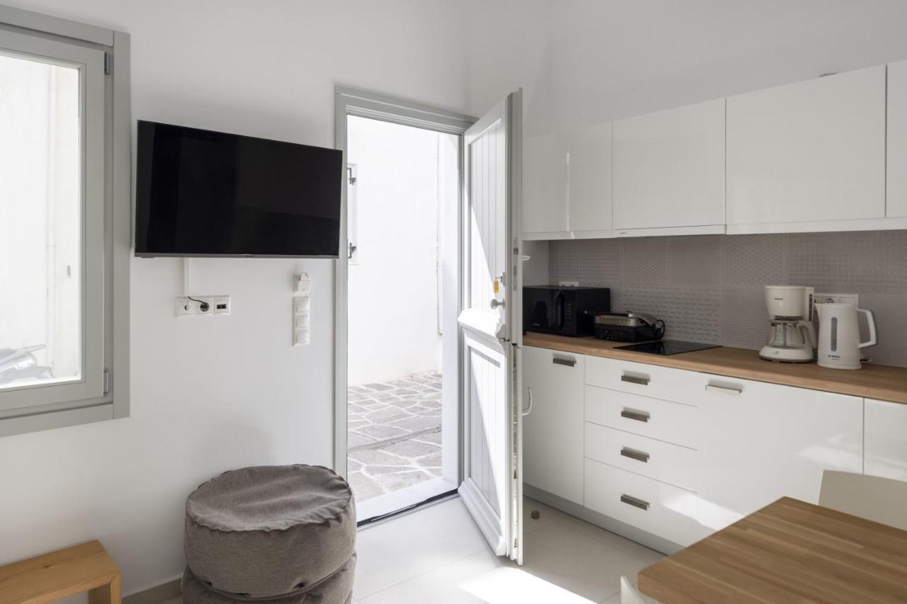 Parikia's Cosy Jewel Apartment